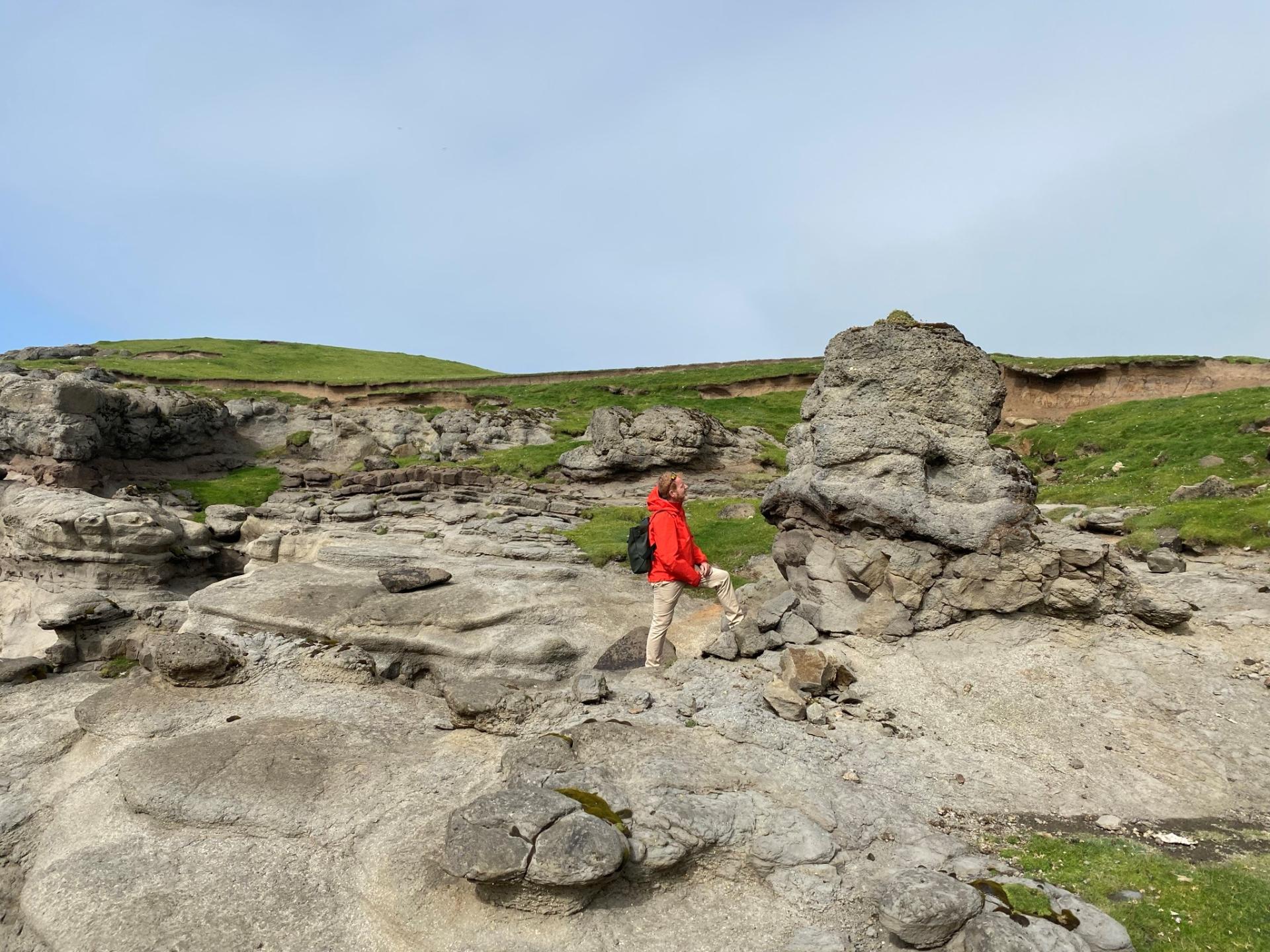 Interesting geological formations by Drangarnir and Søltuvík viewpoint, Sandoy, Faroe Islands